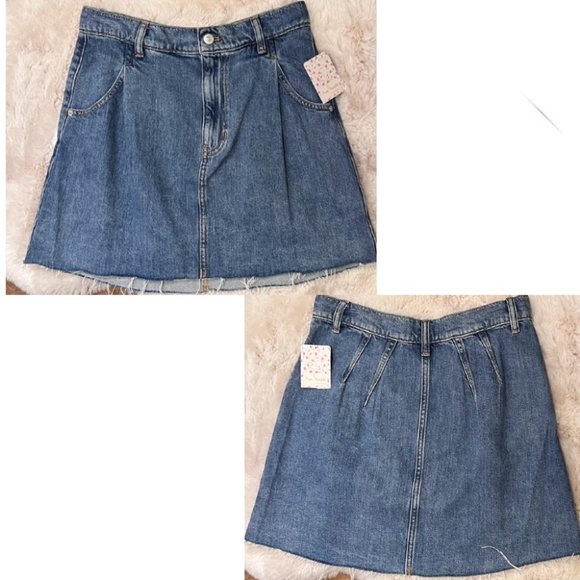 🎩🗝️ NWT $78 FREE PEOPLE Cosmico Denim Mini Skirt (Rain) Multiple Sizes - Picture 2 of 4
